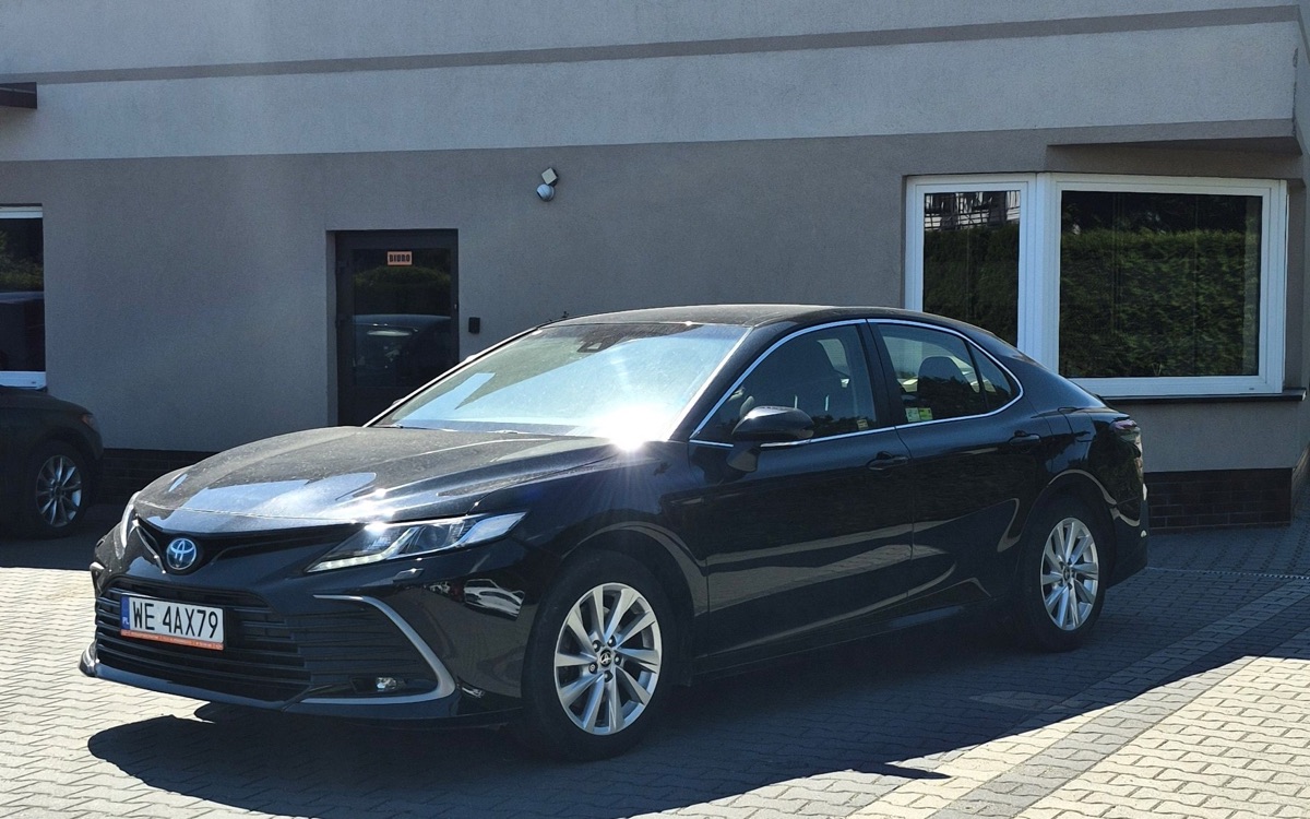Toyota Camry z floty samochodów zastępczych HAKO w Bełchatowie